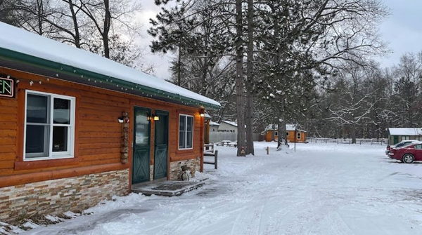 Totem Lodges (Nor-Gate Motel) - More Web Listing Photos (newer photo)